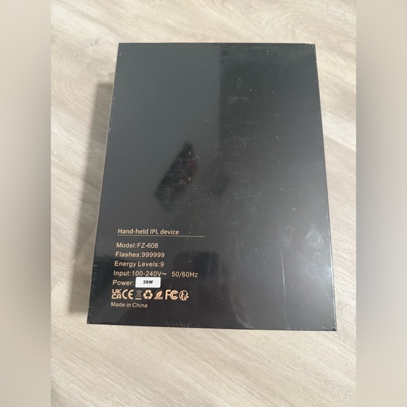 Aopvui At-Home IPL Hair Removal Permanent Laser Hair Remover new - Picture 2 of 2